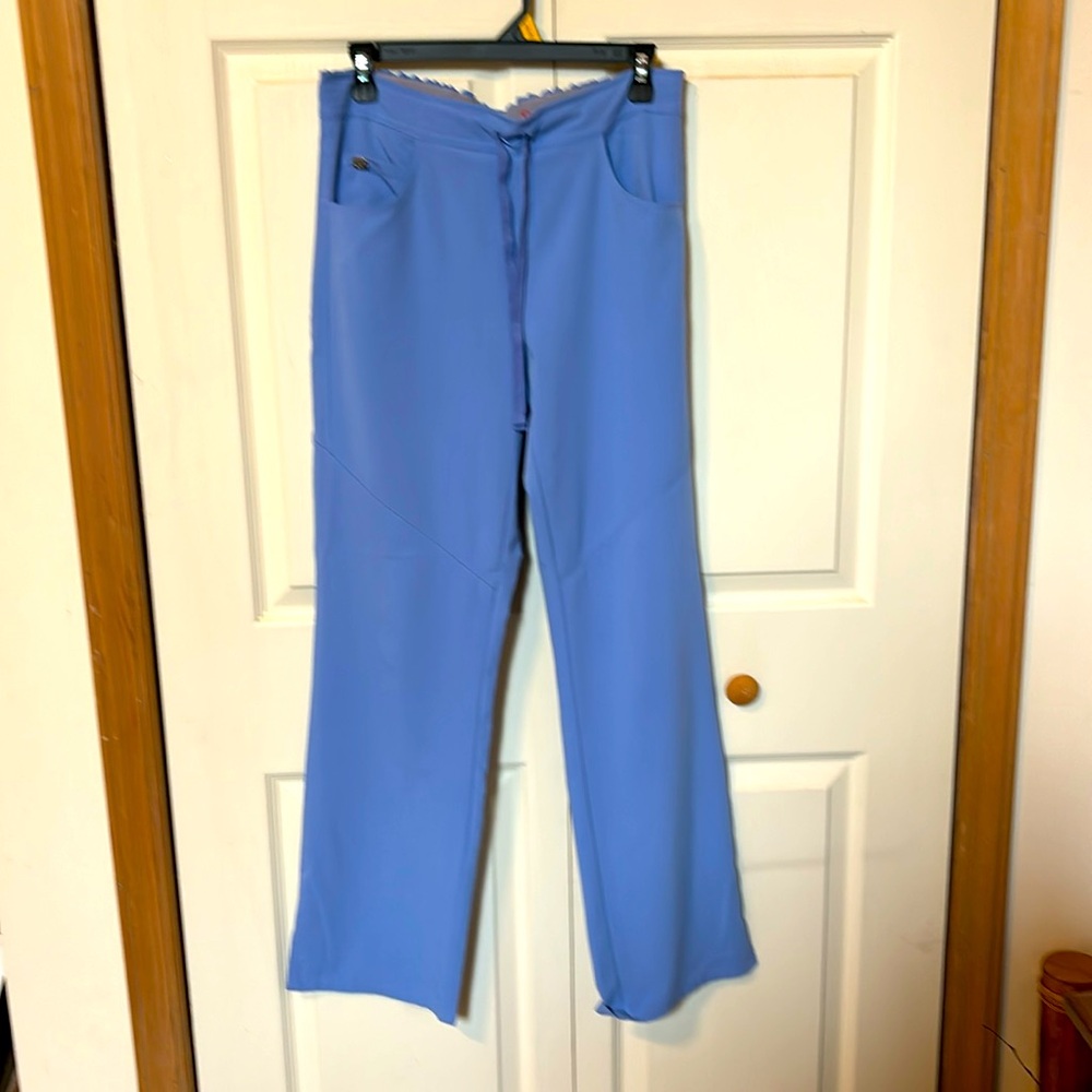 Grey’s Anatomy by Barco Signature pant in small